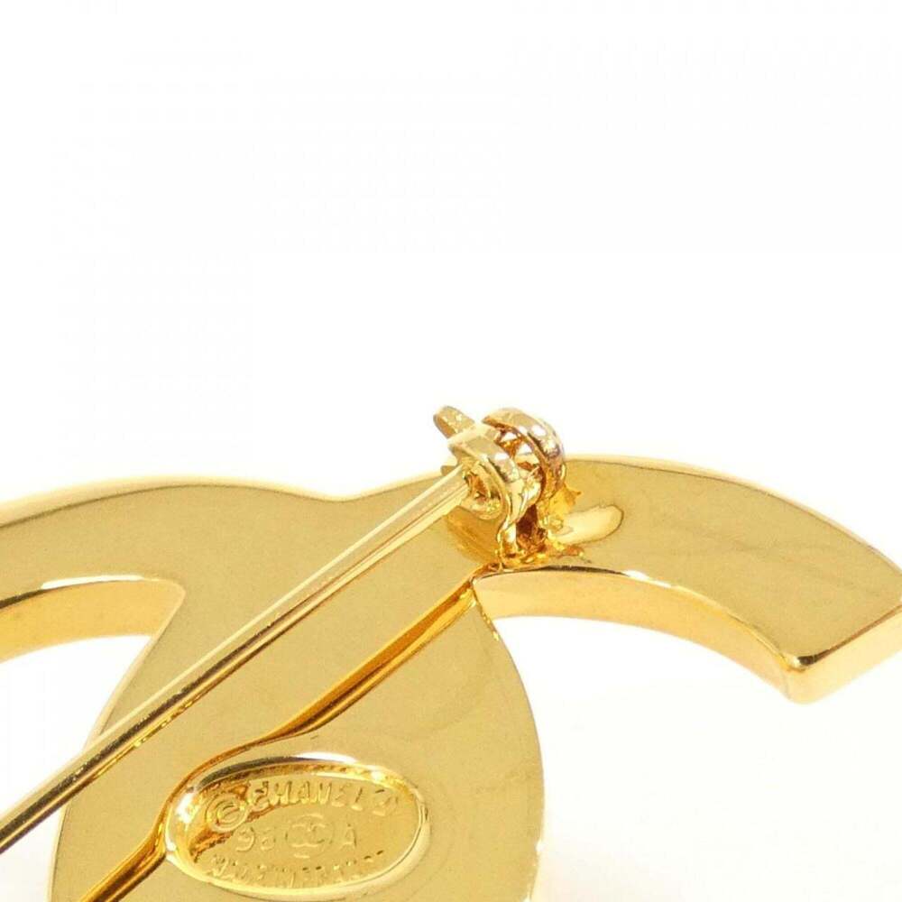 CHANEL Gold Brooch - Picture 4 of 4